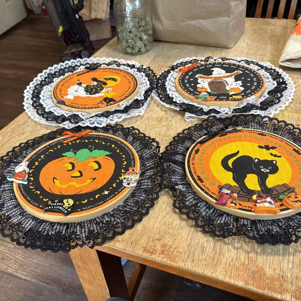 Vintage Halloween Round Hoop Decoration Handmade Set Of 4pcs